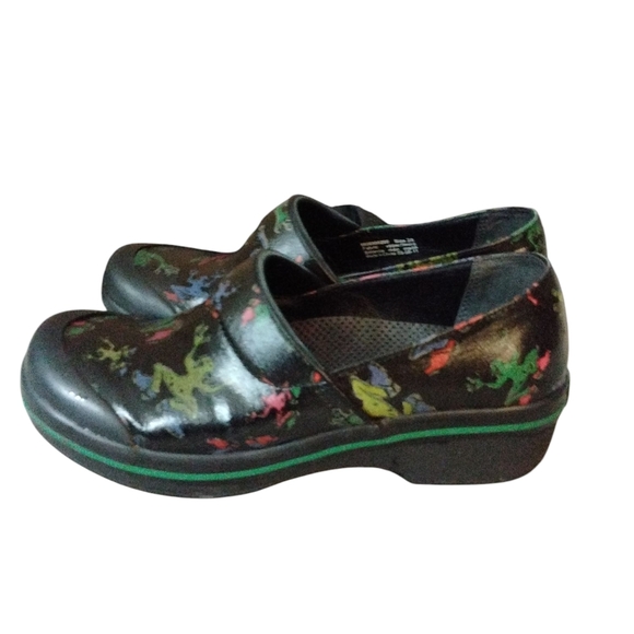 Dansko Frog Clogs Black Waterproof Slip On Comfort Shoes Sz 8 - Picture 6 of 10